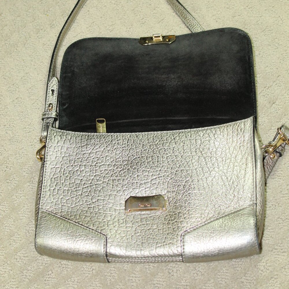 Authentic Vintage Burberry 100% Calf Leather Metallic Silver Crossbody Purse - Picture 5 of 16